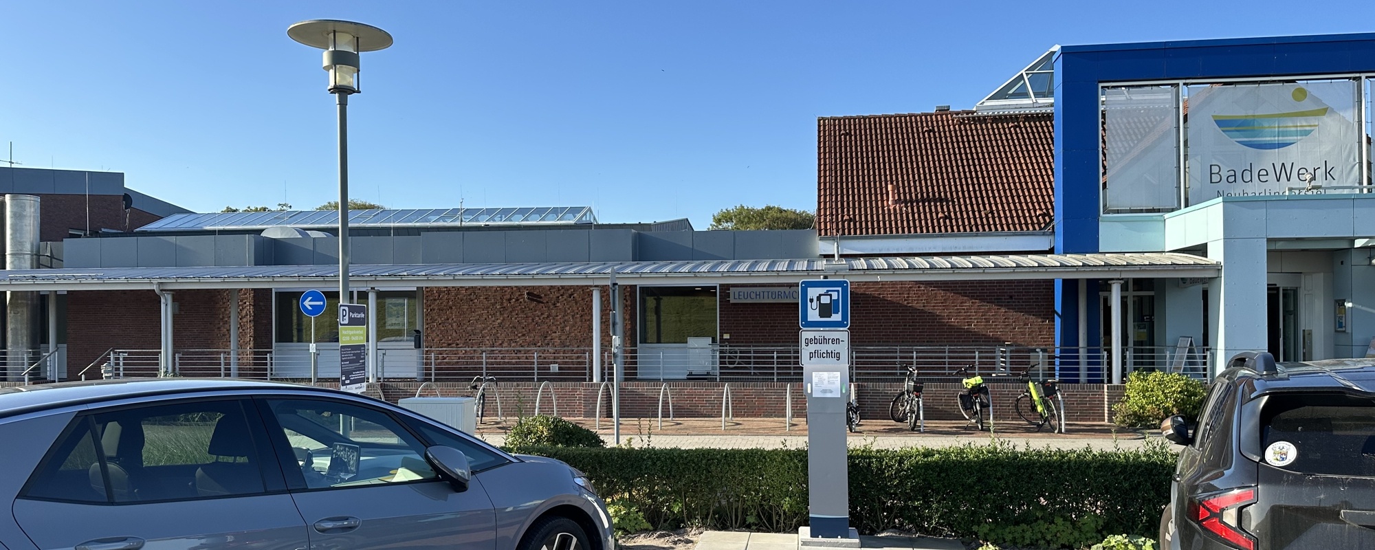 E-Auto Ladesäule BadeWerk Neuharlingersiel